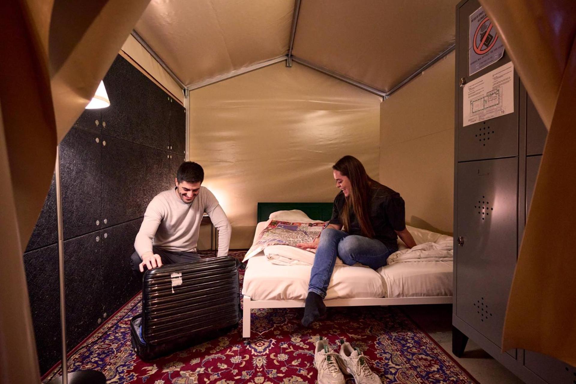 Vandrerhjem Urban Camper & Bar *