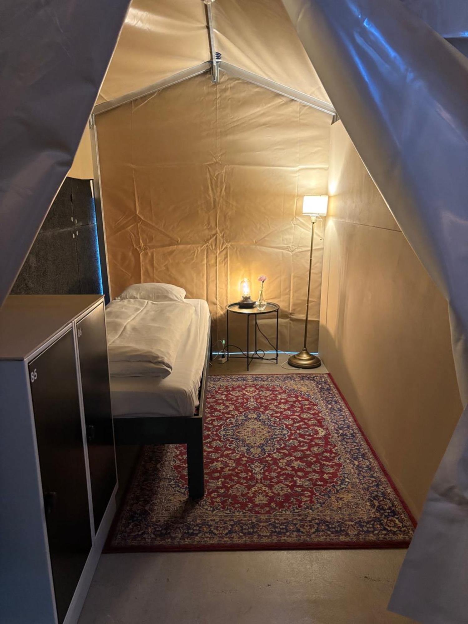 Vandrerhjem Urban Camper & Bar *